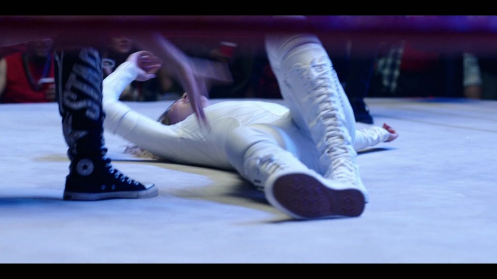 Converse Shoes in Heels S02E08 “High Flying” (2023) (Image 7)