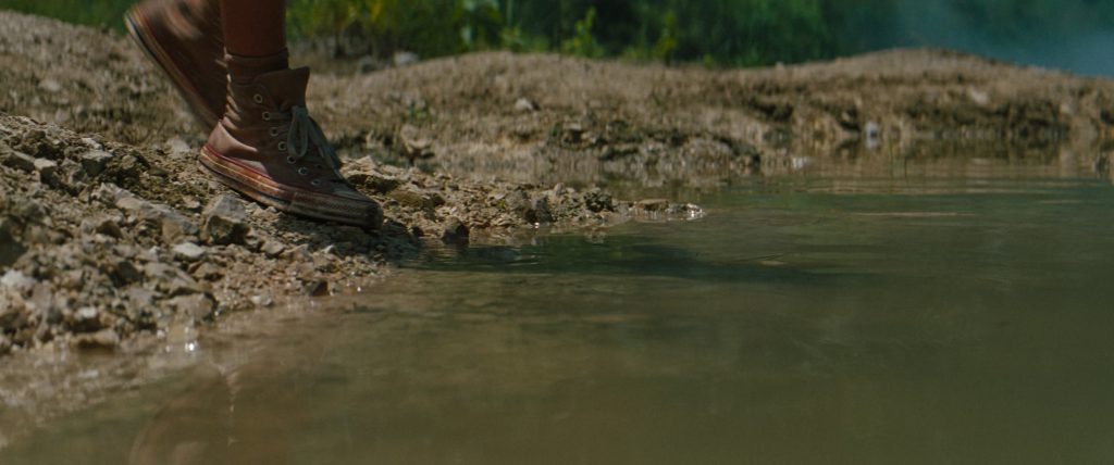 Converse Shoes in Jurassic World Rebirth (2025) (Image 1)
