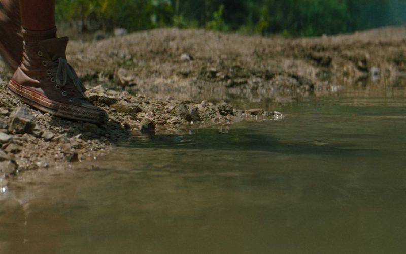 Converse Shoes in Jurassic World Rebirth (2025) (Image 1)