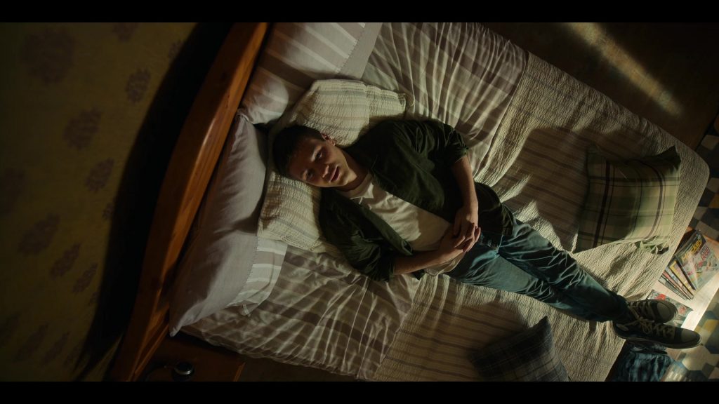 Converse Shoes in Locke & Key S03E04 “Deep Cover” (2022) (Image 1)