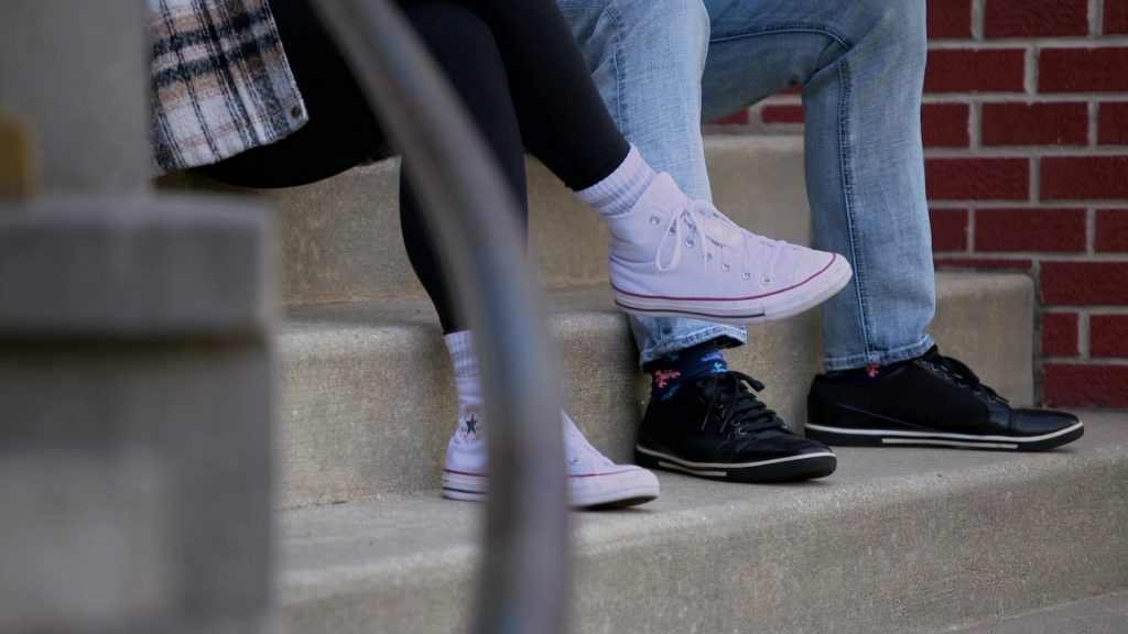 Converse Shoes in Married At First Sight S18E15 “Cheat and Retreat” (2025) (Image 14)