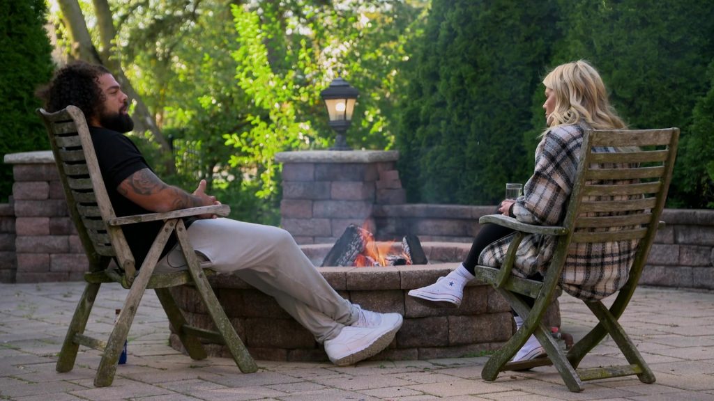 Converse Shoes in Married At First Sight S18E15 “Cheat and Retreat” (2025) (Image 5)