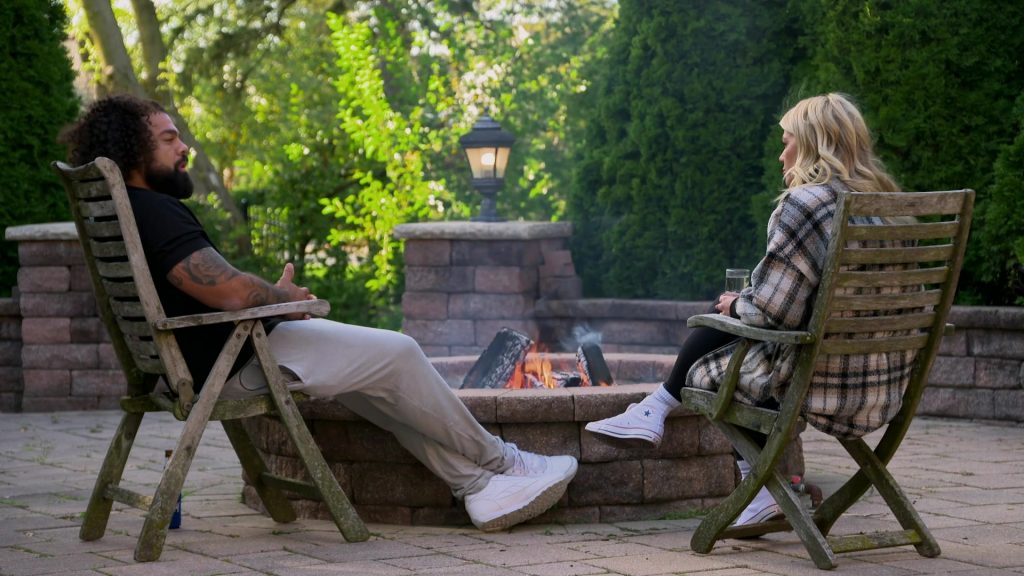 Converse Shoes in Married At First Sight S18E15 “Cheat and Retreat” (2025) (Image 7)