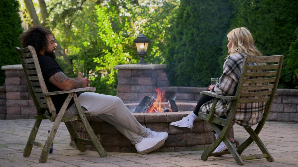 Converse Shoes in Married At First Sight S18E15 “Cheat and Retreat” (2025) (Image 8)