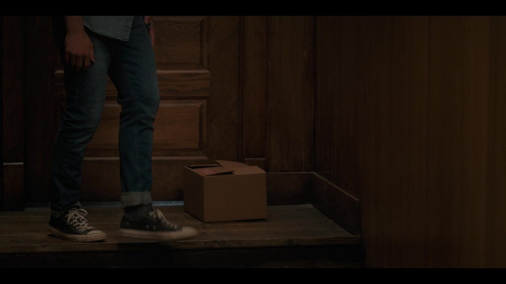 Converse Shoes in My Life with the Walter Boys S01E01 “Welcome to Colorado” (2023) (Image 4)