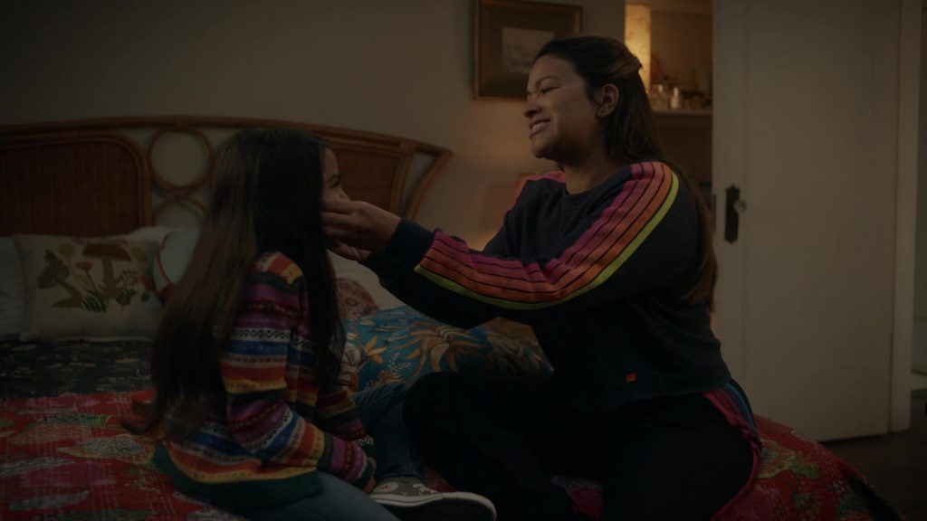Converse Shoes in Not Dead Yet S02E03 “Not in the Cards Yet” (2024) (Image 1)