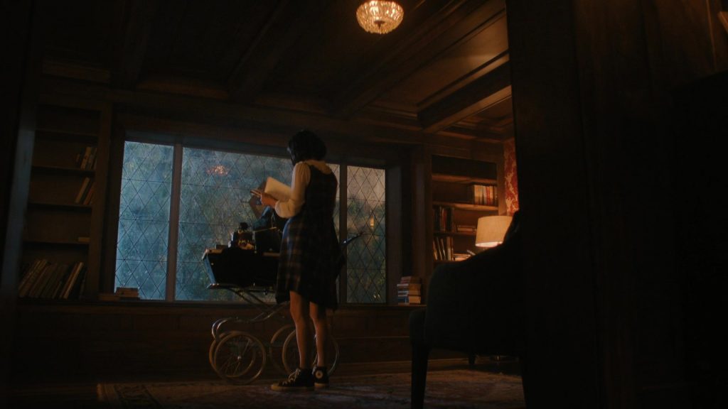 Converse Shoes in Shining Vale S02E07 “Chapter 15 - Covens” (2023) (Image 1)