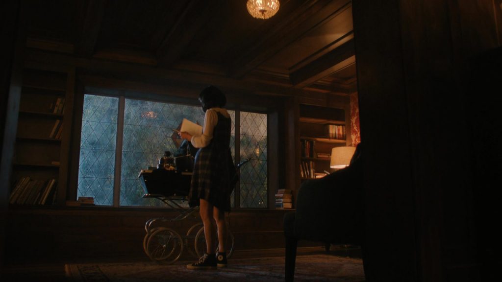Converse Shoes in Shining Vale S02E07 “Chapter 15 - Covens” (2023) (Image 4)
