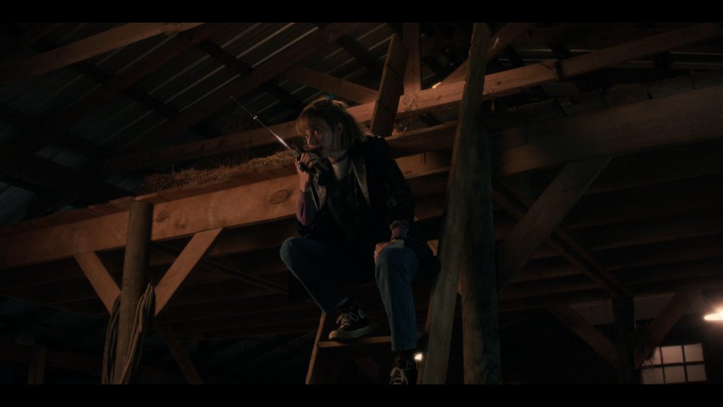 Converse Shoes in Stranger Things S05E03 “Chapter Three – The Turnbow Trap” (2025) (Image 8)