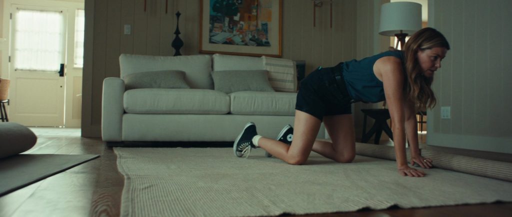 Converse Shoes in The Better Sister S01E05 “Just Ask” (2025) (Image 15)