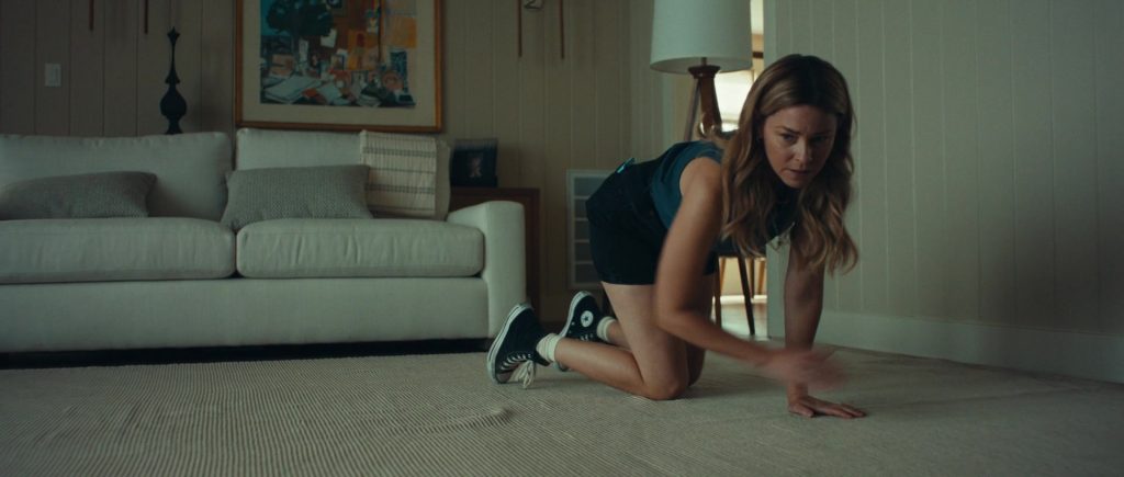 Converse Shoes in The Better Sister S01E05 “Just Ask” (2025) (Image 6)