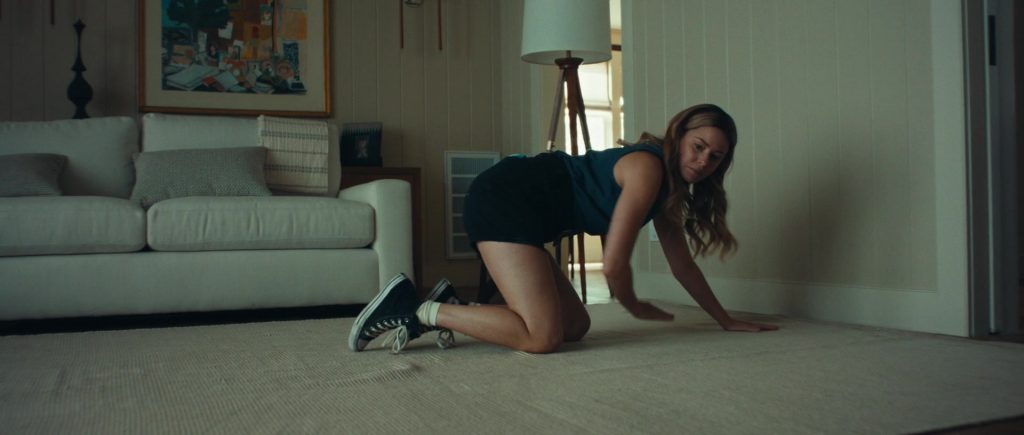 Converse Shoes in The Better Sister S01E05 “Just Ask” (2025) (Image 8)