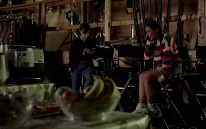 Converse Shoes in The Bold Type S04E11 “Leveling Up” (2020) (Image 1)