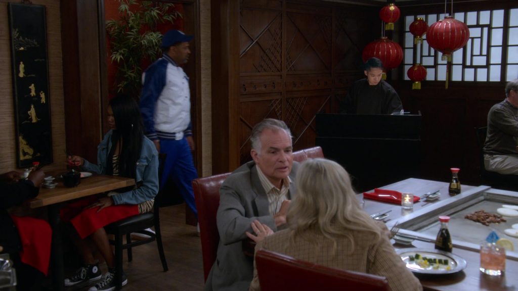 Converse Shoes in The Upshaws S06E02 “She's Back” (2025) (Image 3)