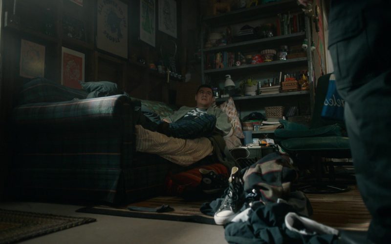 Converse Shoes in This Fool S02E01 “The Rooster” (2023) (Image 1)