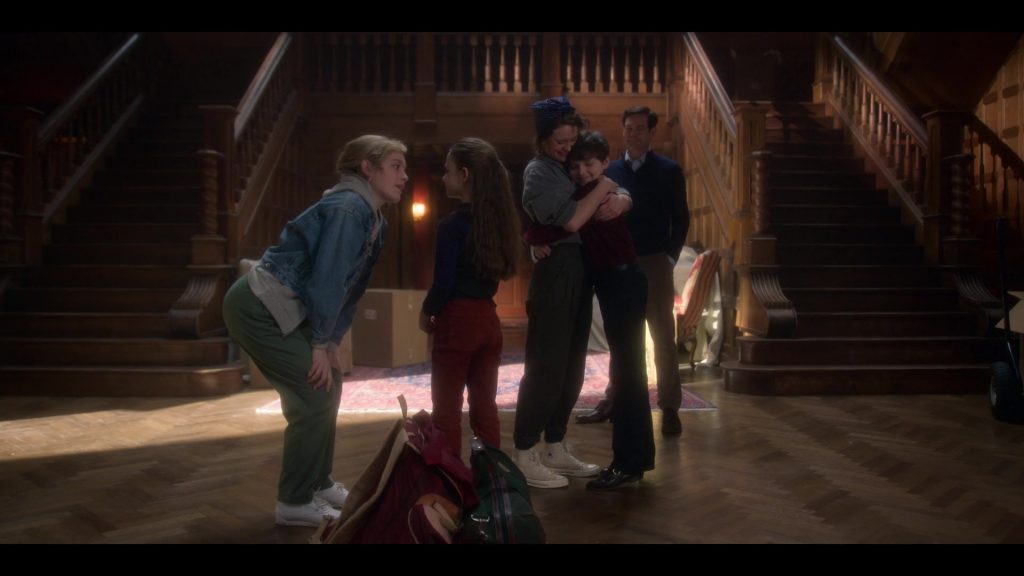 Converse Shoes of Amelia Eve as Jamie in The Haunting of Bly Manor S01E09 “The Beast in the Jungle” (2020) (Image 1)