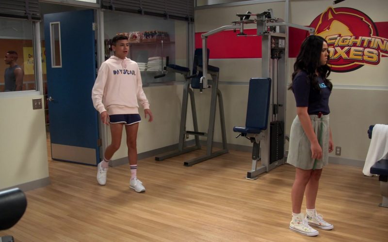 Converse Shoes of Jolie Hoang-Rappaport as Makayla Nguyen in Head of the Class S01E04 “The Stare-Master” (2021) (Image 1)