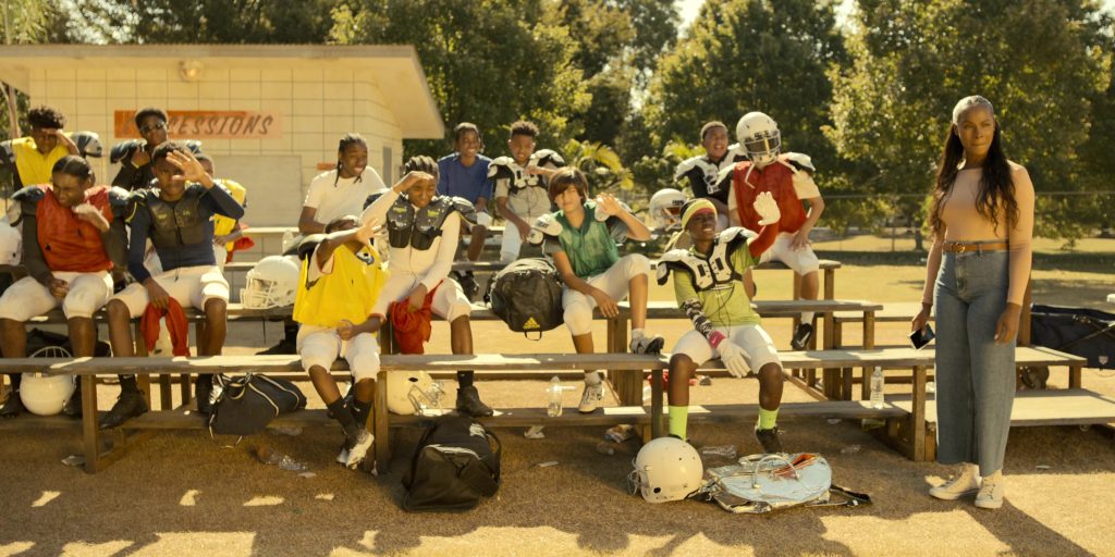 Converse Shoes of Tika Sumpter as Cherise in The Underdoggs (2024) (Image 13)