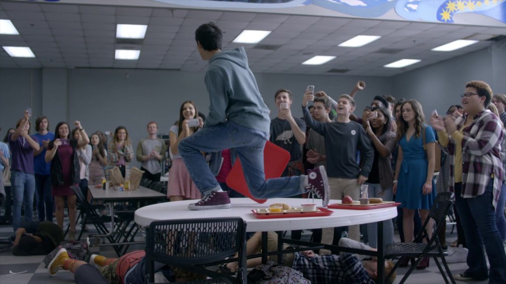 Converse Shoes of Xolo Maridueña as Miguel Diaz in Cobra Kai S01E05 “Counterbalance” (2018) (Image 1)