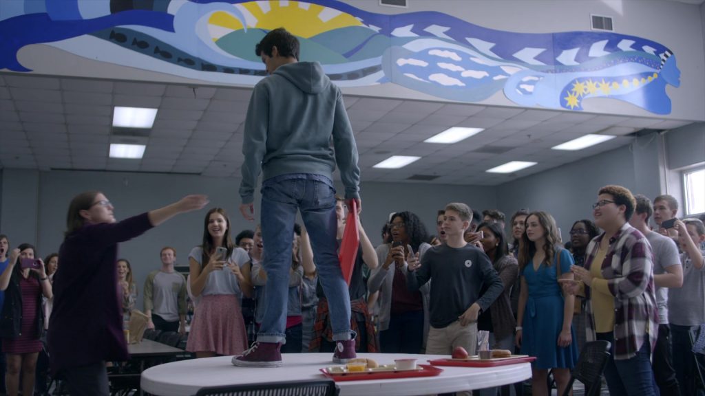 Converse Shoes of Xolo Maridueña as Miguel Diaz in Cobra Kai S01E05 “Counterbalance” (2018) (Image 2)