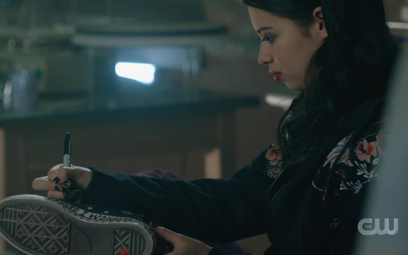 Converse Sneakers Worn by Amber Midthunder as Rosa in Roswell, New Mexico S02E12 “Crash Into Me” (2020) (Image 1)