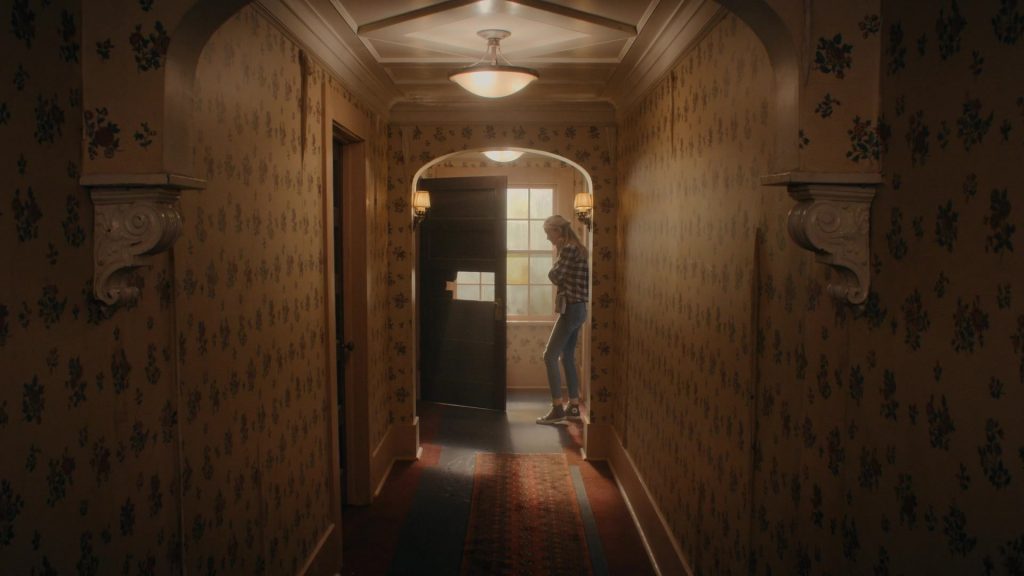 Converse Sneakers Worn by Gus Birney as Gaynor Phelps in Shining Vale S02E02 “Chapter 10 - She's Real” (2023) (Image 5)