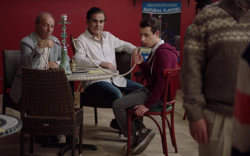Converse Sneakers in Chad S01E06 “Hamid” (2021) (Image 1)