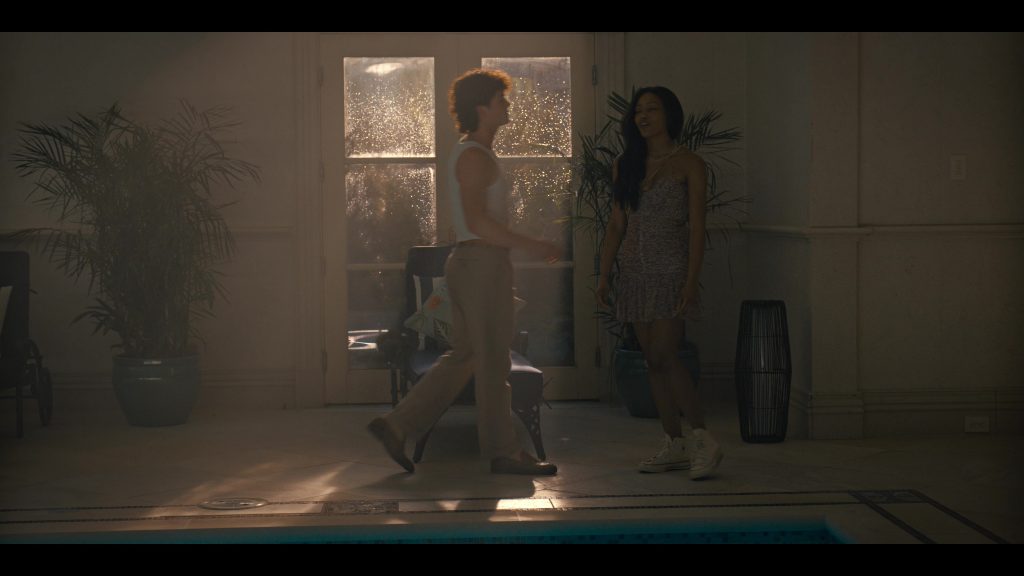 Converse Sneakers in Cruel Intentions S01E03 “Gamma” (2024) (Image 2)
