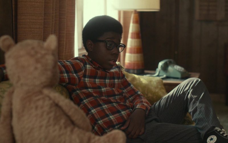 Converse Sneakers in The Wonder Years S01E13 “The Valentine's Day Dance” (2022) (Image 1)