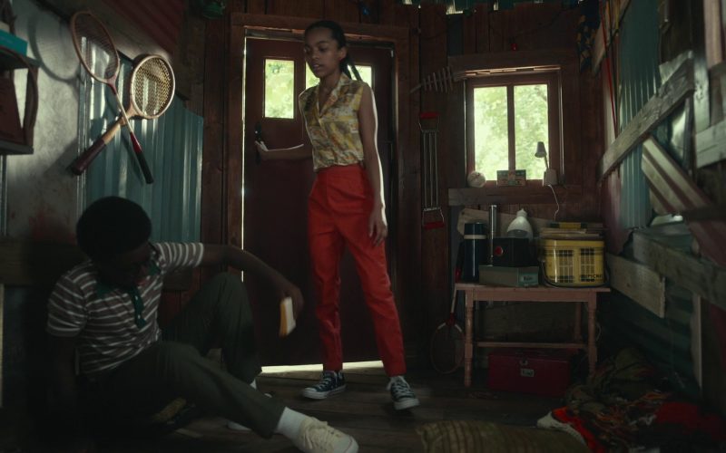 Converse Sneakers in The Wonder Years S02E02 “Forbidden Fruit” (2023) (Image 1)