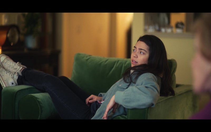 Converse Sneakers of Auliʻi Cravalho as Amber Appleton in All Together Now (2020) (Image 1)