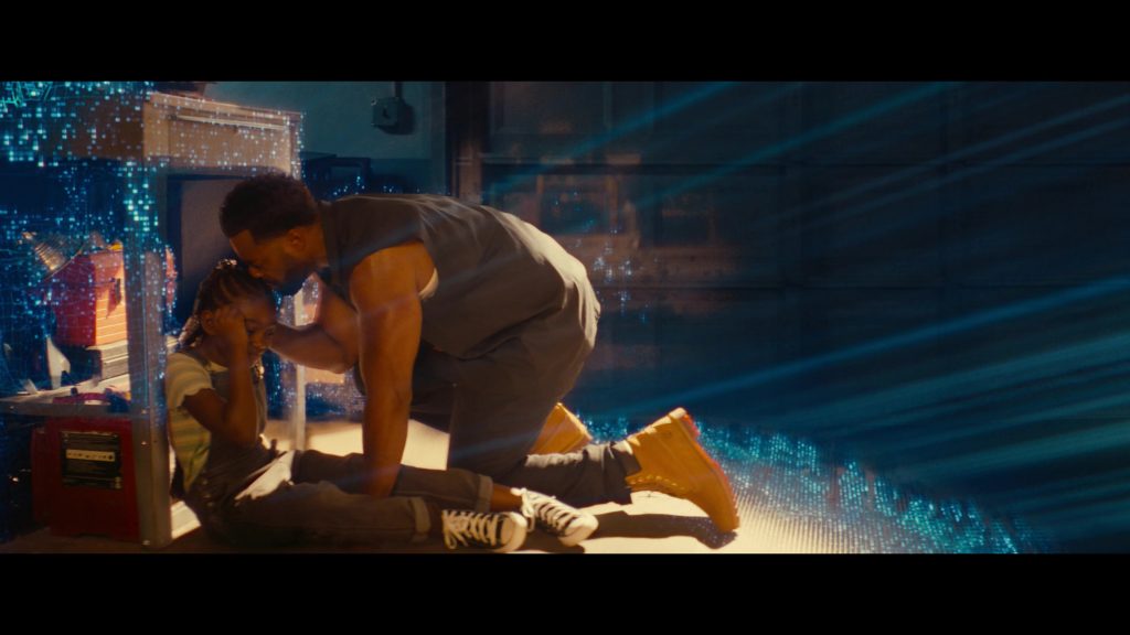 Converse and Timberland Shoes in Ironheart S01E05 “Karma's a Glitch” (2025) (Image 3)