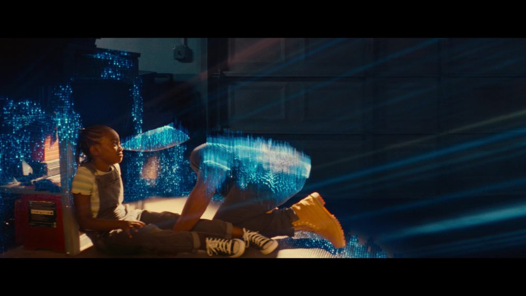 Converse and Timberland Shoes in Ironheart S01E05 “Karma's a Glitch” (2025) (Image 4)