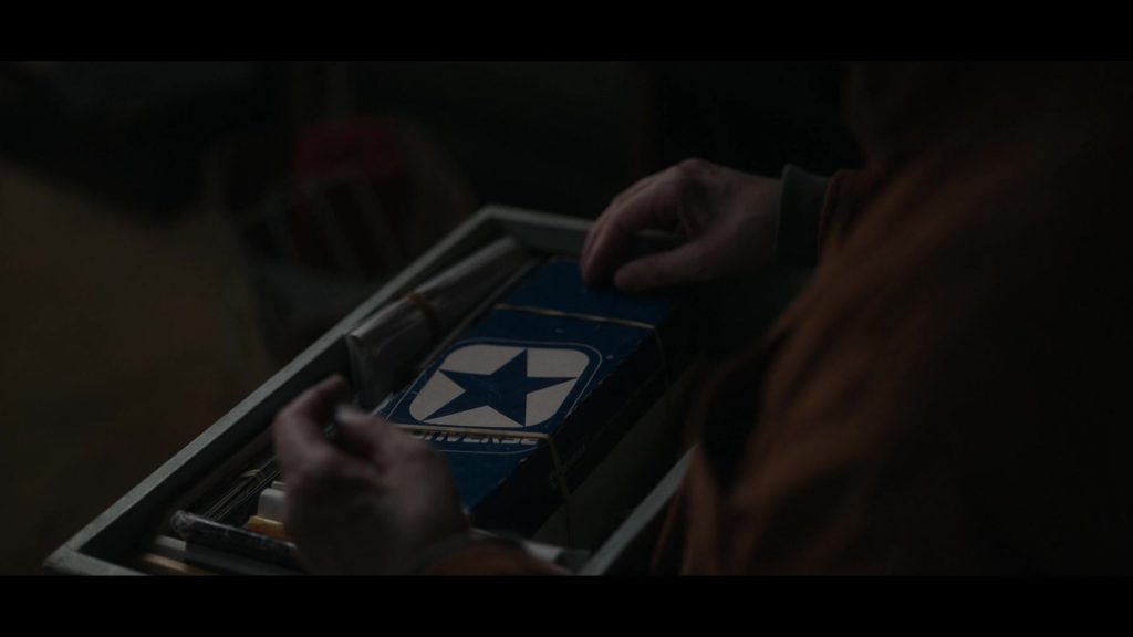 Converse in Black Mirror S07E05 “Eulogy” (2025) (Image 1)