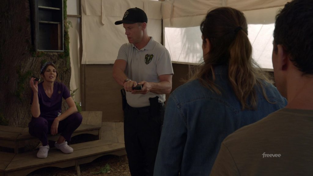 Crocs Shoes of Gina Bellman as Sophie Devereaux in Leverage - Redemption S02E05 “The Walk in the Woods Job” (2022) (Image 1)