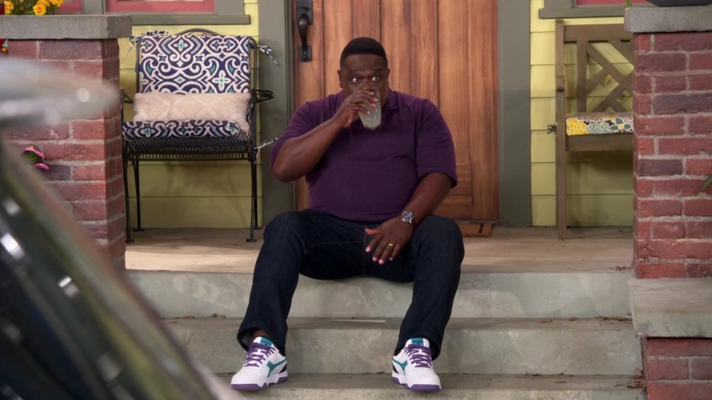 Diadora Men's Sneakers Worn by Cedric the Entertainer as Calvin Butler in The Neighborhood S04E02 “Welcome to the Intervention” (2021) (Image 1)