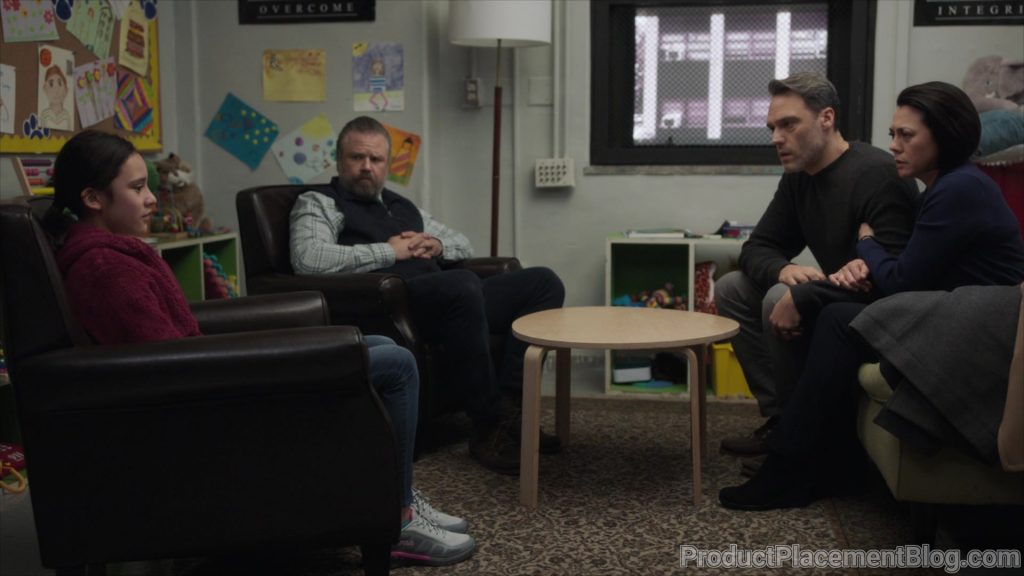 Fila Girls Sneakers in New Amsterdam S02E16 “Perspectives” (2020) (Image 1)