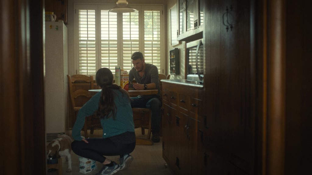 Fila Sneakers in Countdown S01E11 “Run” (2025) (Image 1)