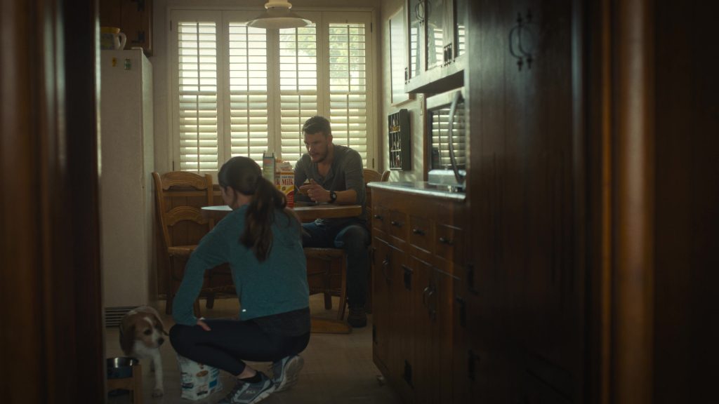 Fila Sneakers in Countdown S01E11 “Run” (2025) (Image 3)