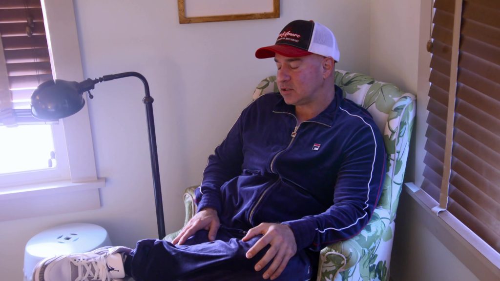 Fila Tracksuit, Nike Air Jordan Sneakers in Jersey Shore Family Vacation S08E06 “Eggcellent” (2025) (Image 11)