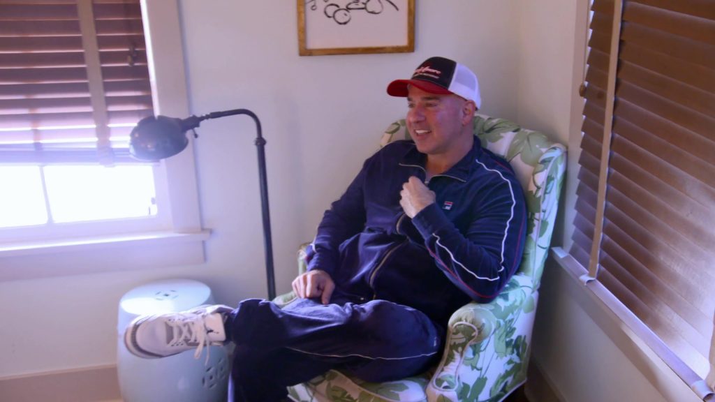 Fila Tracksuit, Nike Air Jordan Sneakers in Jersey Shore Family Vacation S08E06 “Eggcellent” (2025) (Image 8)