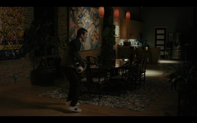 Fred Perry Sneakers in Justified - City Primeval S01E03 “Backstabbers” (2023) (Image 1)