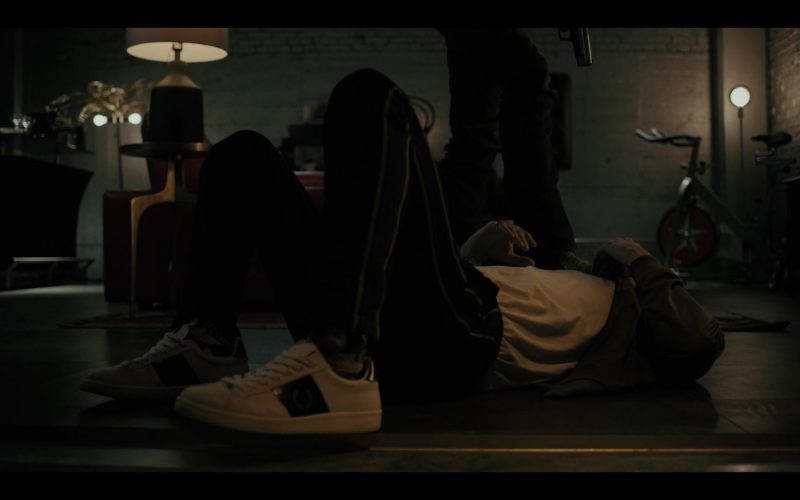 Fred Perry Sneakers in Justified - City Primeval S01E04 “Kokomo” (2023) (Image 1)