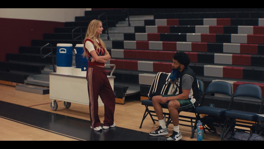 Gatorade, Nike Shoes in Nobody Wants This S02E02 “Leave It At the Tree” (2025) (Image 1)