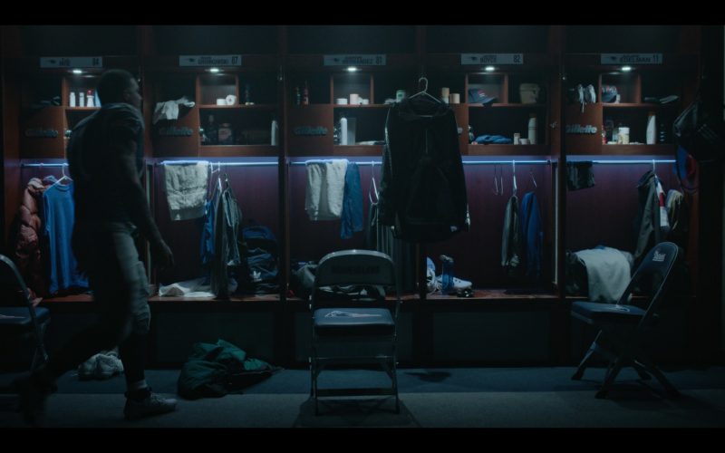 Gillette, Nike Shoes and Adidas Backpack in American Sports Story S01E10 “Who Killed Aaron Hernandez” (2024) (Image 1)