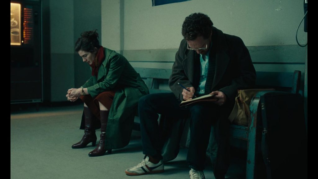 Gola Sneakers in Eric S01E02 (2024) (Image 2)