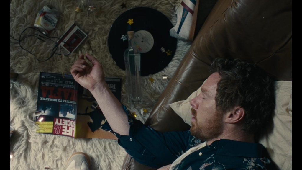 Gola Sneakers in Eric S01E04 (2024) (Image 11)