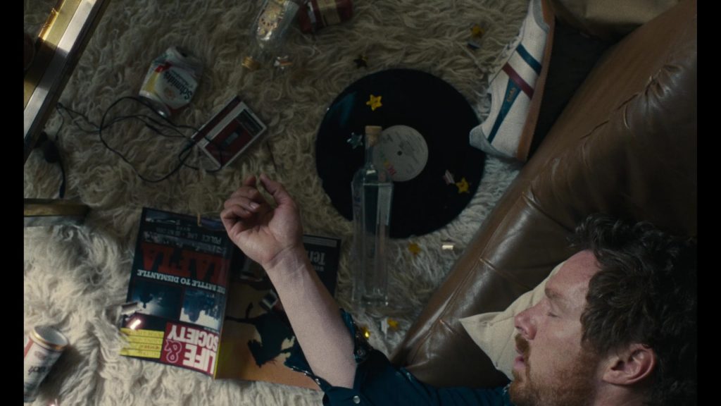 Gola Sneakers in Eric S01E04 (2024) (Image 13)
