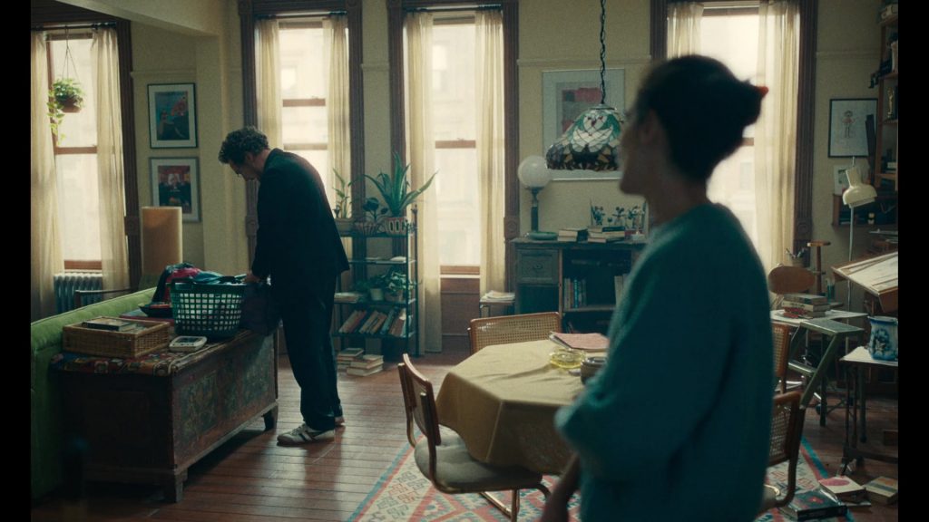Gola Sneakers in Eric S01E04 (2024) (Image 4)
