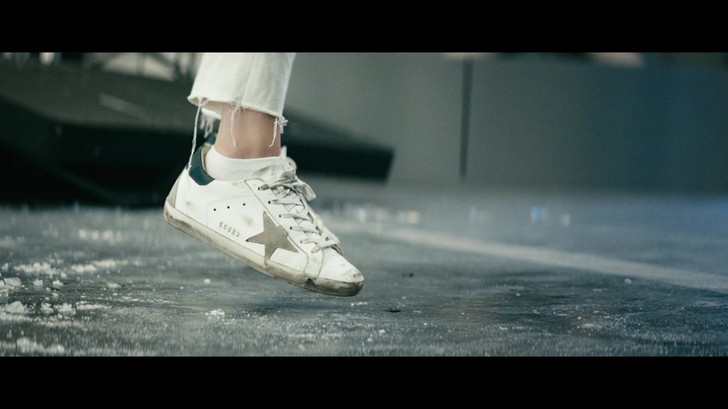 Golden Goose (GGDB) Women's Sneakers of Erin Moriarty as Annie January - Starlight in The Boys S03E08 “The Instant White-Hot Wild” (2022) (Image 1)
